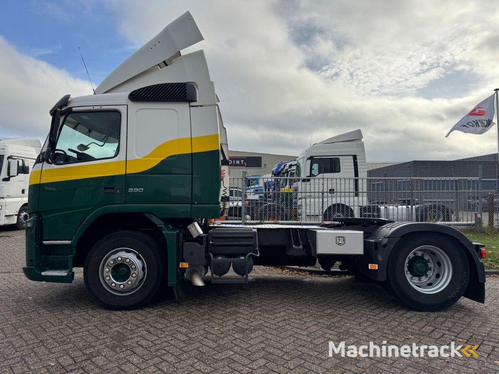 VolvoFM 330 / I-Shift / Euro 5 / TUV: 6-2025 / NL Truck