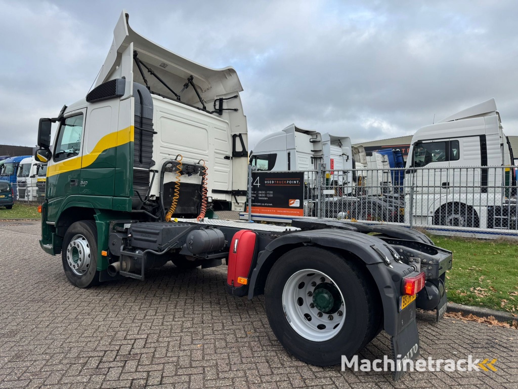 VolvoFM340 / Euro 5 / Manual Gearbox / TUV:3-2026 / NL Truck