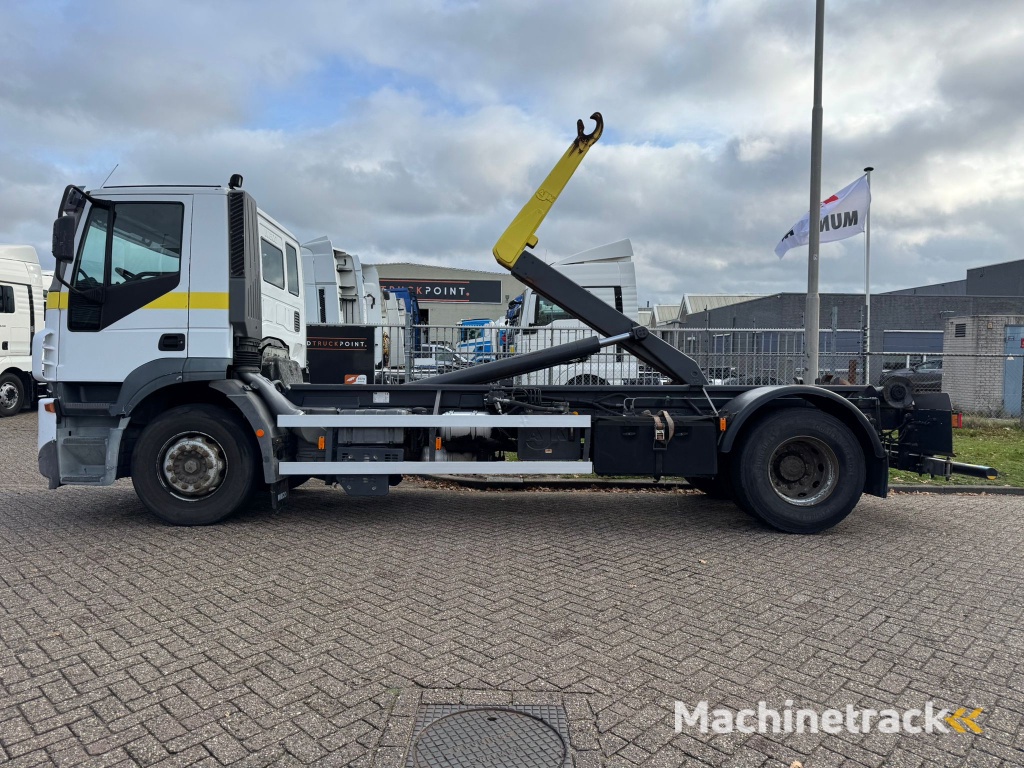 IvecoStralis AT450 / Manual Gearbox / Full Steel / AJK HookSystem / Belgium Truck