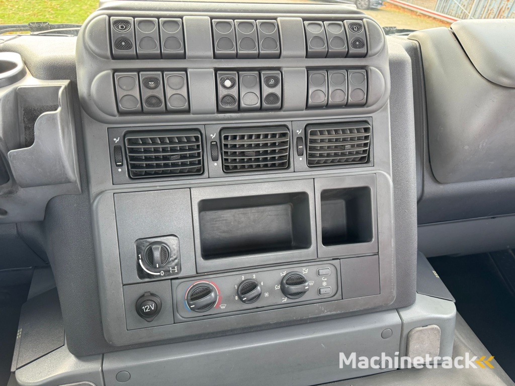 IvecoStralis AT450 / Manual Gearbox / Full Steel / AJK HookSystem / Belgium Truck