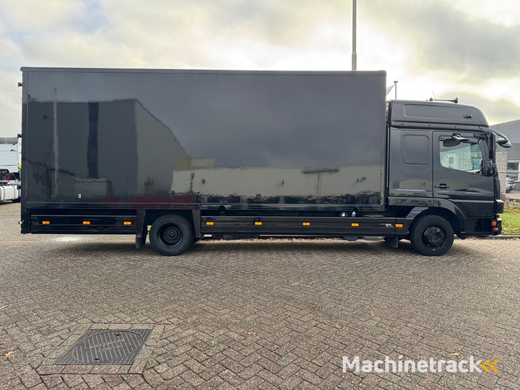 Mercedes-BenzATEGO 818 / 228.000..KM!! / Sleeping Cab / TUV: 7-2026 / NL Truck