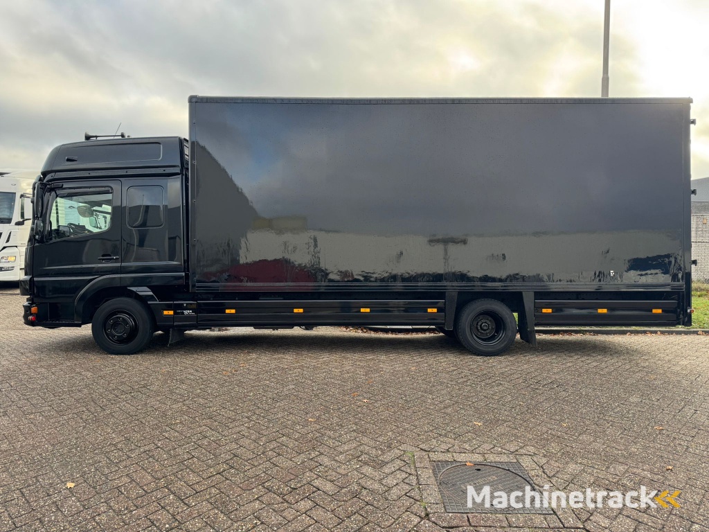 Mercedes-BenzATEGO 818 / 228.000..KM!! / Sleeping Cab / TUV: 7-2026 / NL Truck