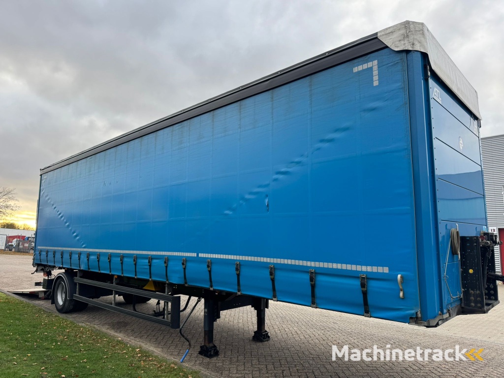 System1-Axel / Tail Lift 2500 KG / Open Roof / Belgium Trailer