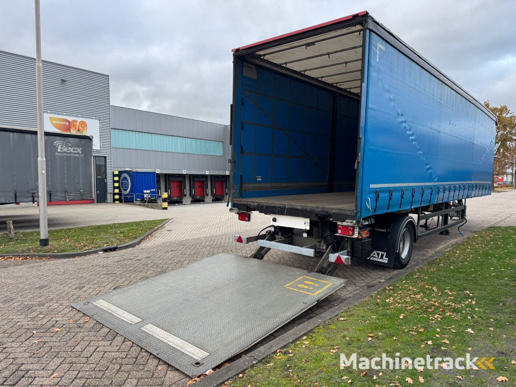 System1-Axel / Tail Lift 2500 KG / Open Roof / Belgium Trailer