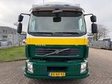 Miniaturansicht von VolvoFL 240 / 6 Cylinder / 18 Tons / Manual / Tail Lift / TUV:12-2025 / NL Truck