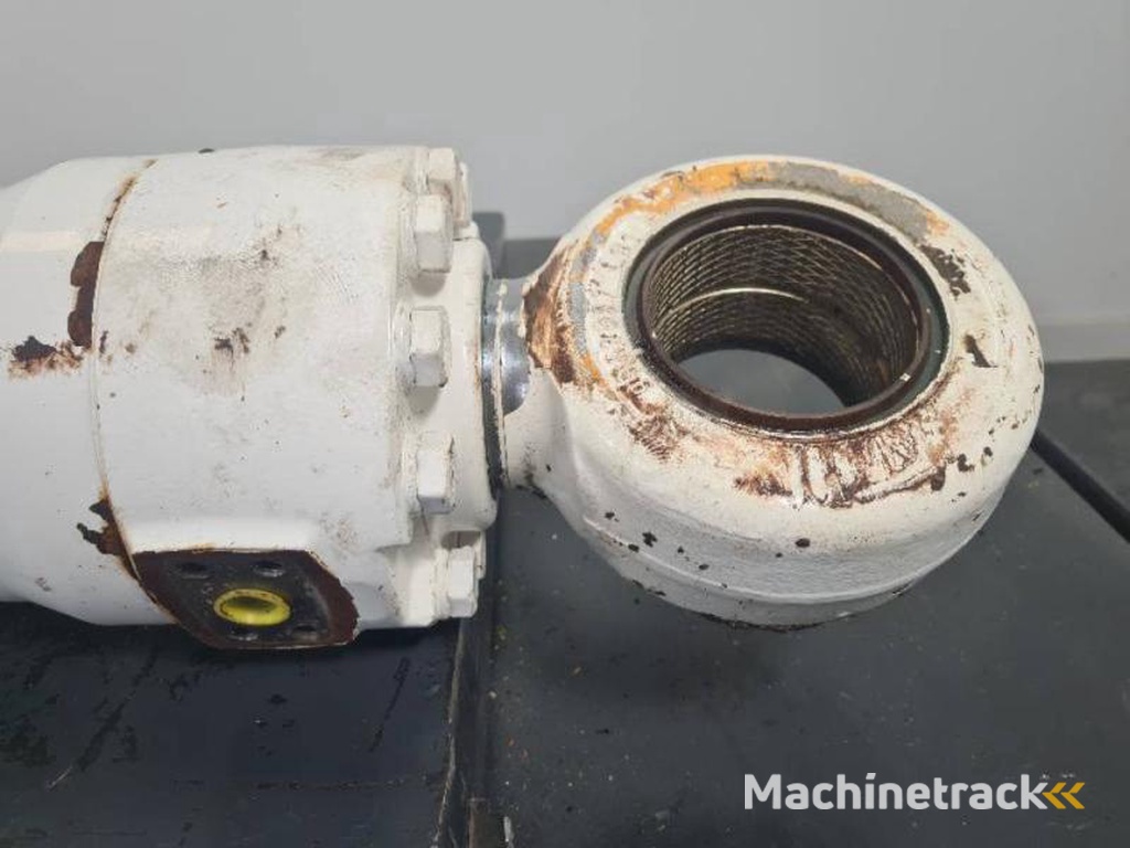 Liebherr R916-ADVANCED