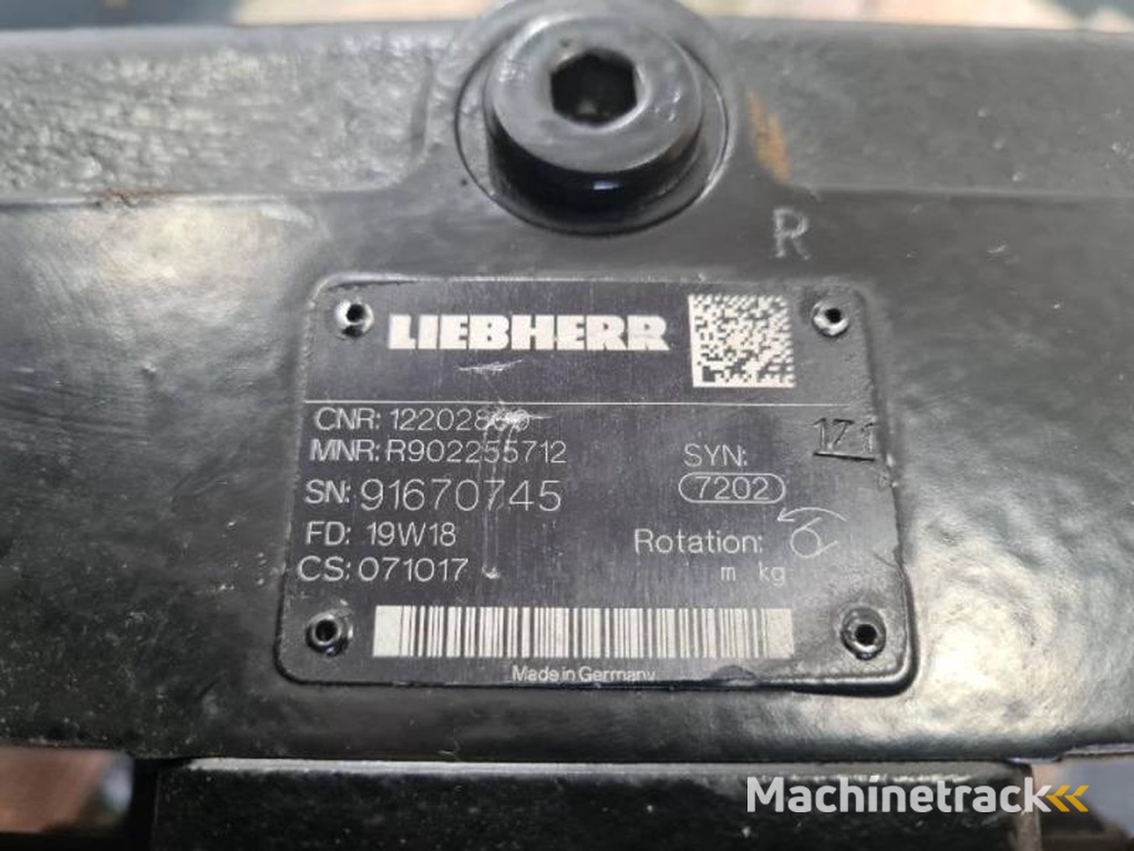 Liebherr L576