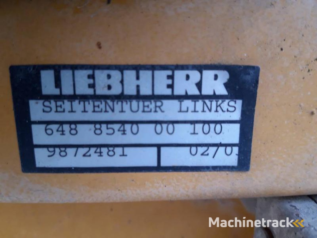Liebherr R934B
