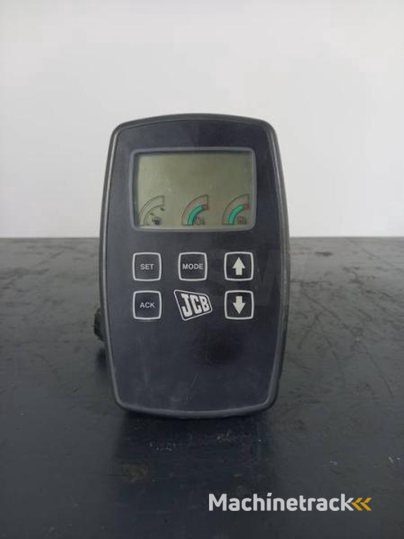 JCB JS190