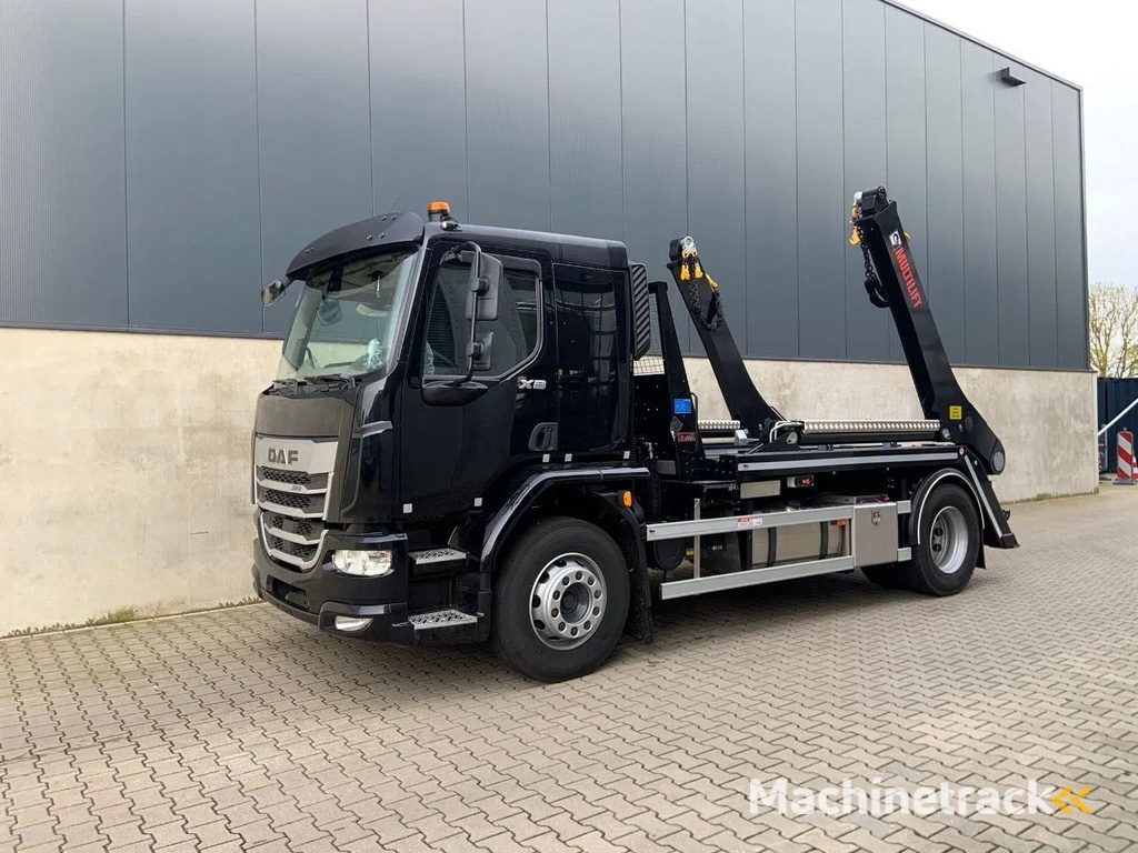 DAF XB 310 FA XB 310 FA met HIAB Multilift Futura 12 portaalarm systeem Nieuw!