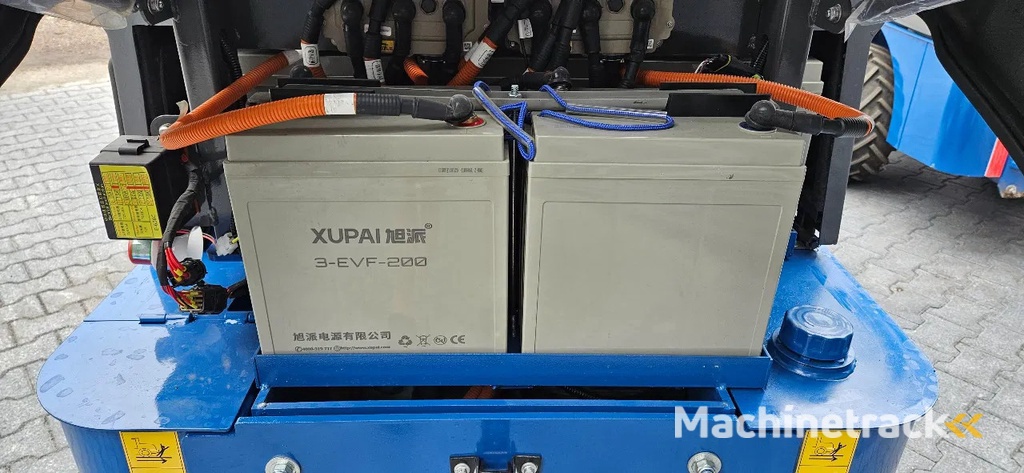 Wolf E WOLF 606 electro shovel.