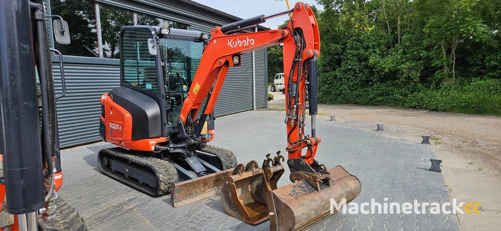 Kubota KX027-4