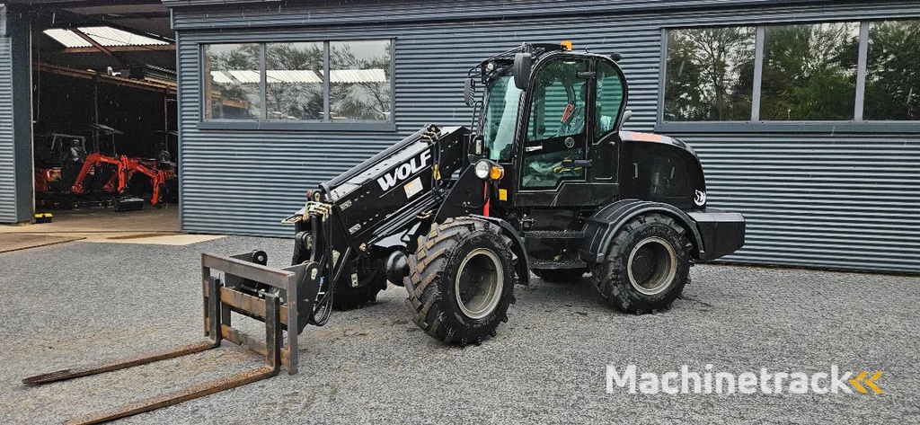Wolf WL 825 telescopic loader