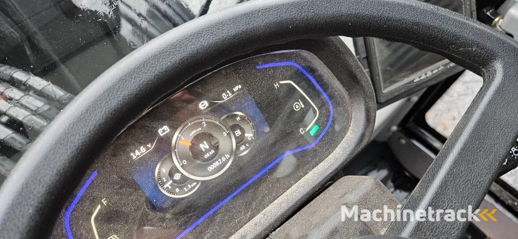 Wolf WL 825 telescopic loader