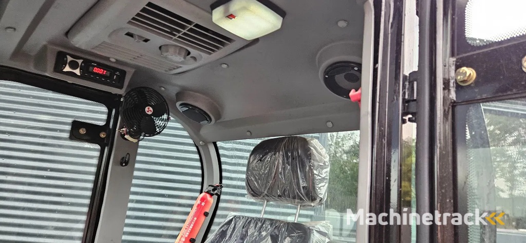 Wolf WL 825 telescopic loader