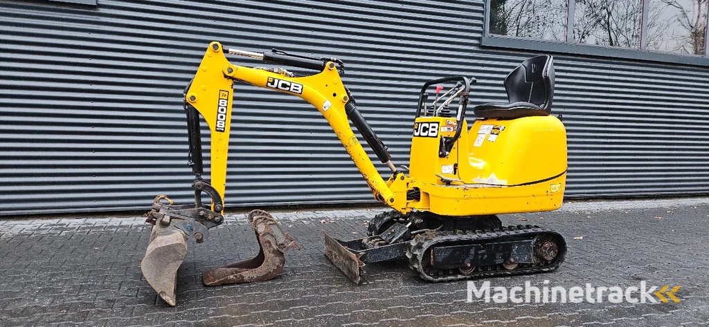 JCB 8008 CTS
