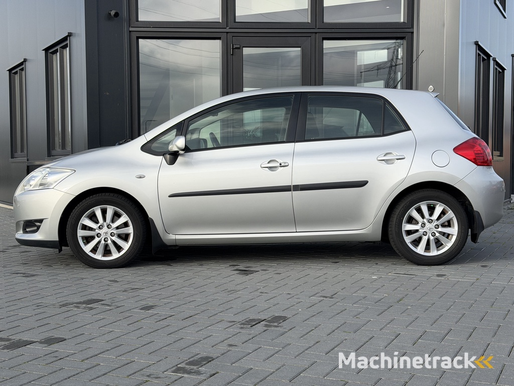 Toyota Auris 2.0 D-4D Luna Business Clima | Navi | PDC | 189 dkm NAP