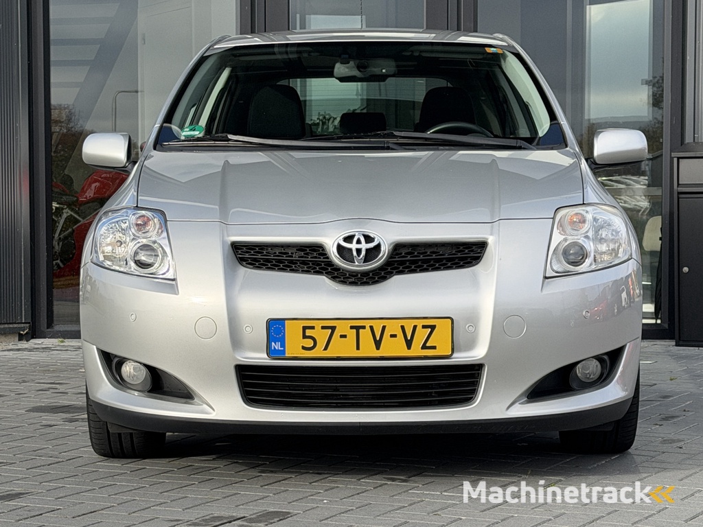 Toyota Auris 2.0 D-4D Luna Business Clima | Navi | PDC | 189 dkm NAP