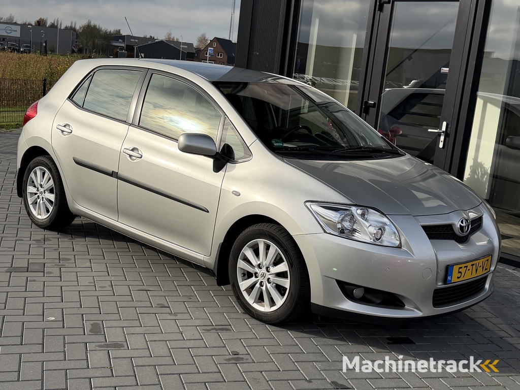 Toyota Auris 2.0 D-4D Luna Business Clima | Navi | PDC | 189 dkm NAP