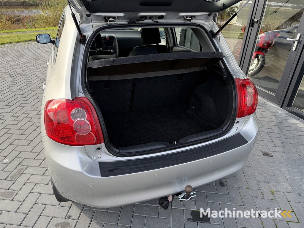 Toyota Auris 2.0 D-4D Luna Business Clima | Navi | PDC | 189 dkm NAP