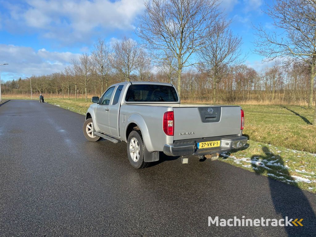 Nissan Navara 2.5 DCI King CAB 4WD