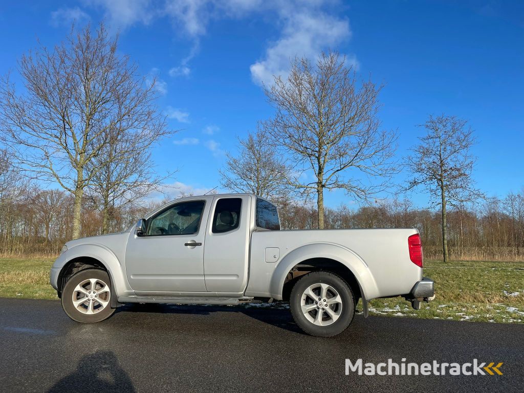 Nissan Navara 2.5 DCI King CAB 4WD