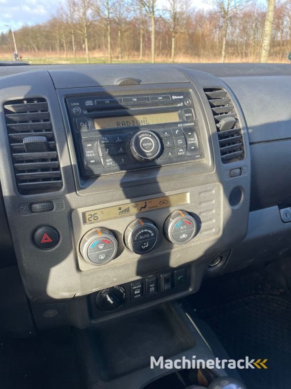 Nissan Navara 2.5 DCI King CAB 4WD