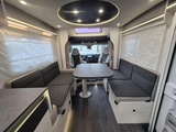 Minituur van Chausson Titanium Premium 640 Automaat Face to face