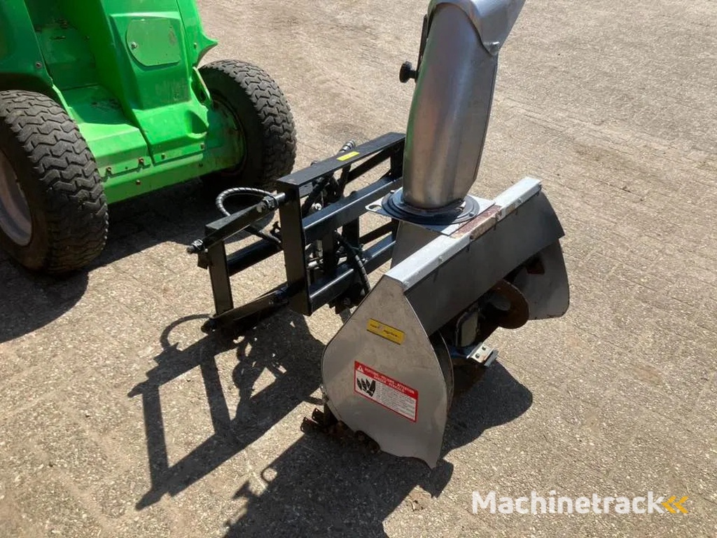 Avant 420 Shovel Loader