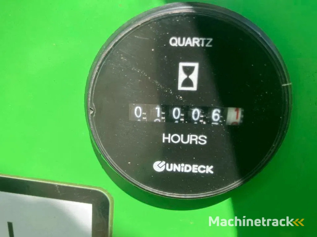 Avant 420 Shovel Loader