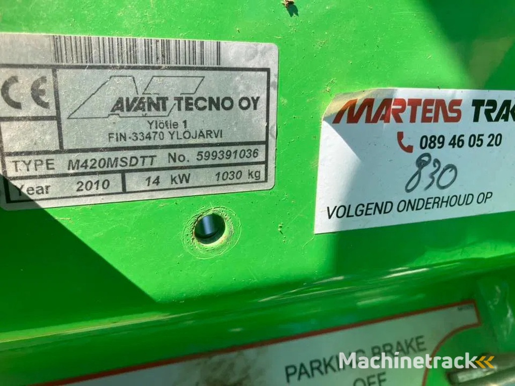 Avant 420 Shovel Loader