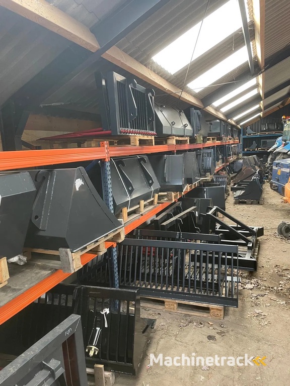 Giant Puinbak met inlegvel