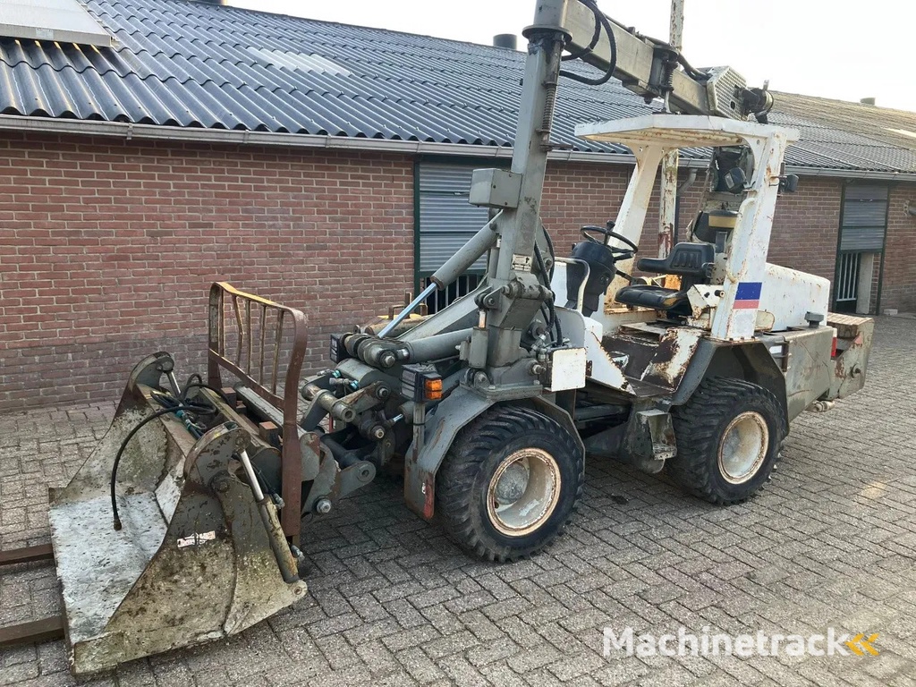 Transmanut Shovel Loader