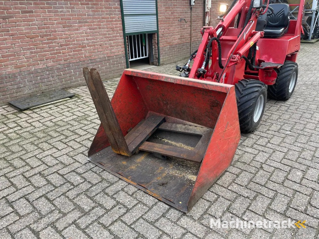 Weidemann 1230 Shovel Loader