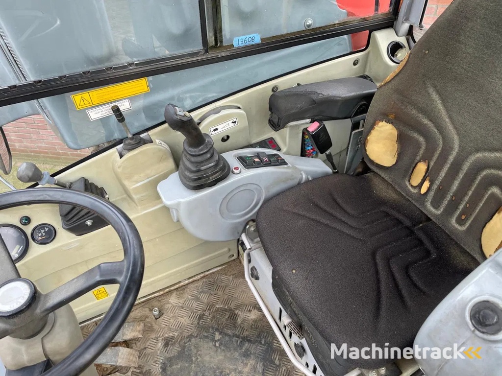 Neuson 6503 WD Bandenkraan