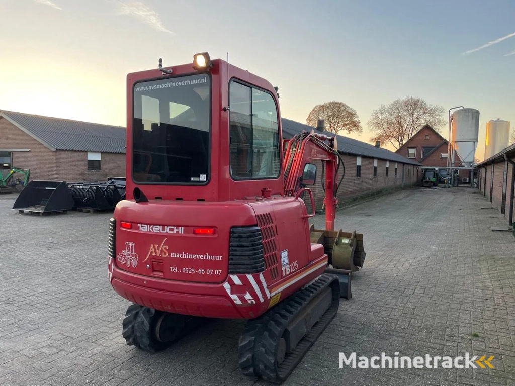 Takeuchi TB125 Graafmachine Minigraver