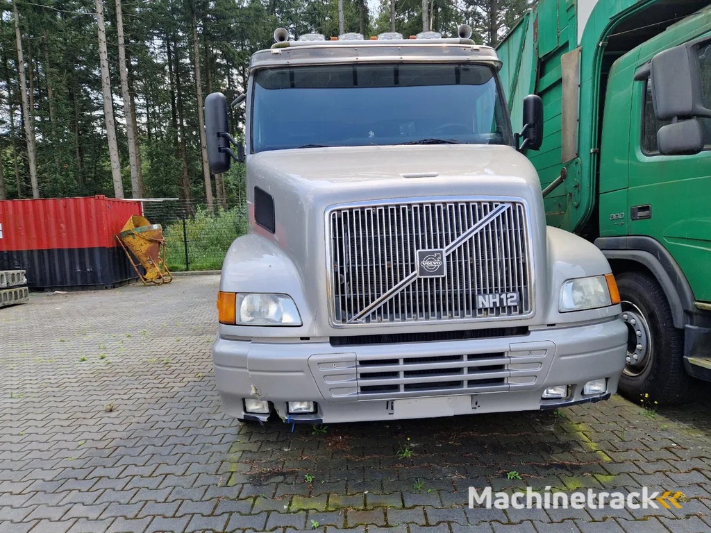 Volvo NH 12.460 torpedo