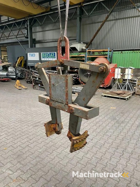 Diversen hijsklemmen tbv rollen