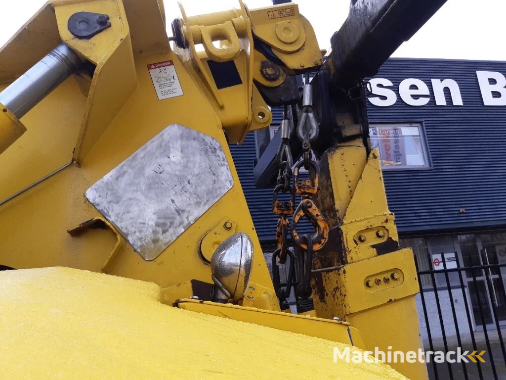 Freightliner torpedofront towtruck FLD120 torpedo