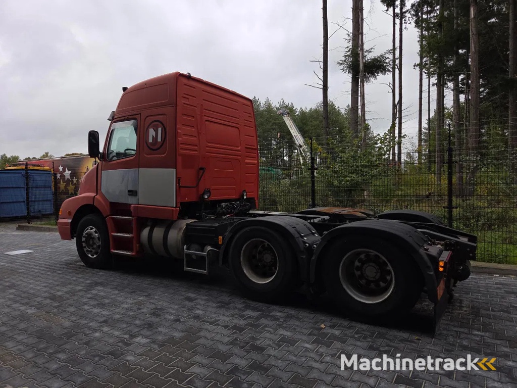 Volvo NH 12.460