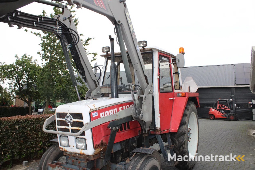 Steyr 8080 met voorlader
