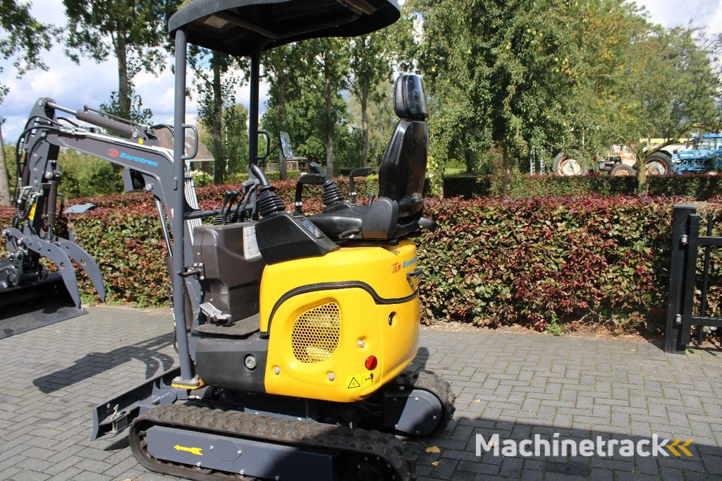 Eurotrac HE 12 servo