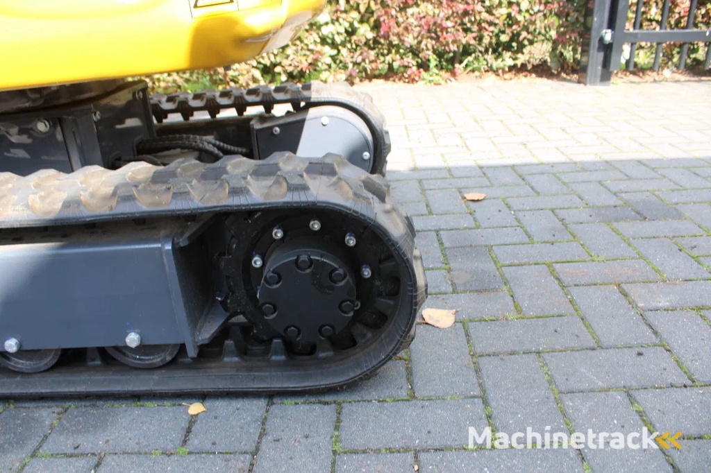 Eurotrac HE 12 servo