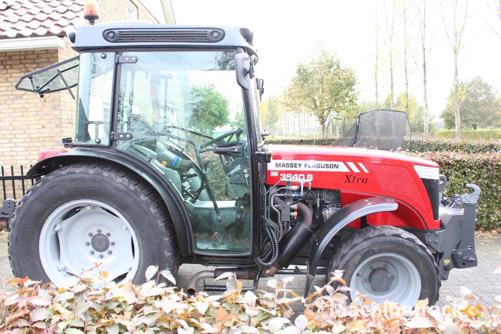 Massey Ferguson 3640 S