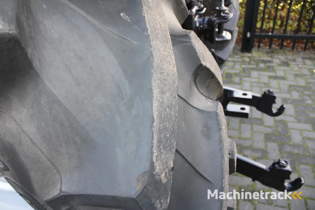 CASE IH Maxxum 110 multicontroller geveerde vooras