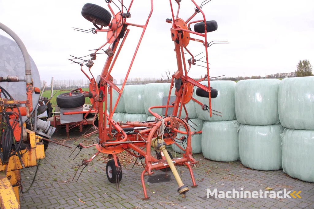 Fella 680 en diverse machines