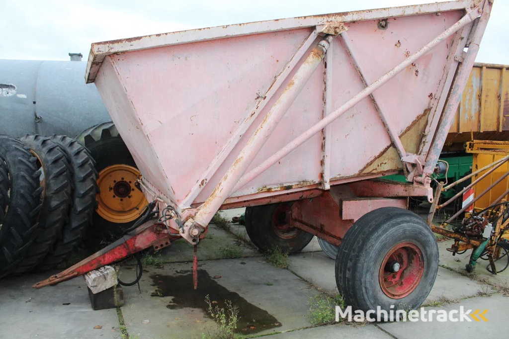 Fella 680 en diverse machines