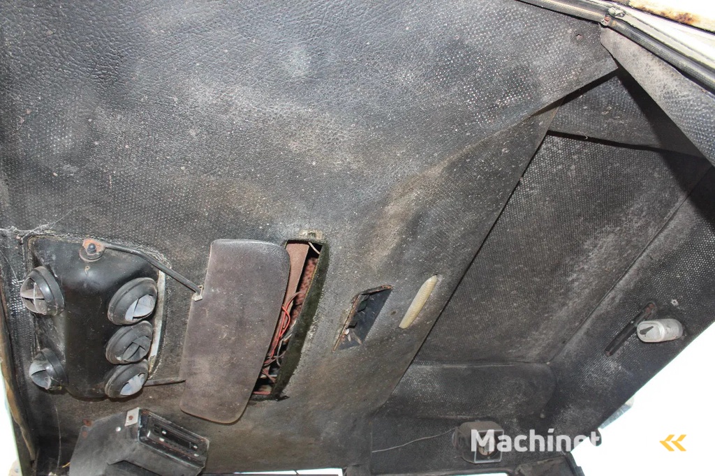 International 844SA met voorlader