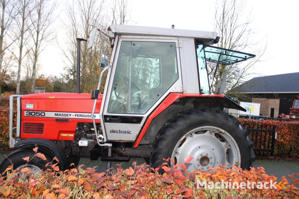 Massey Ferguson 3050