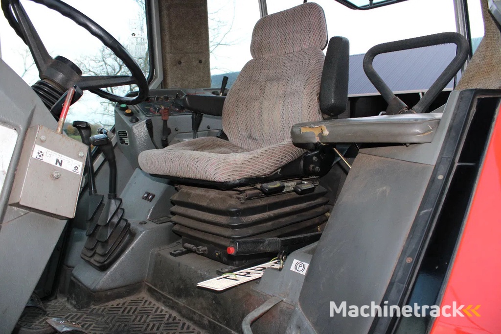 Massey Ferguson 3050